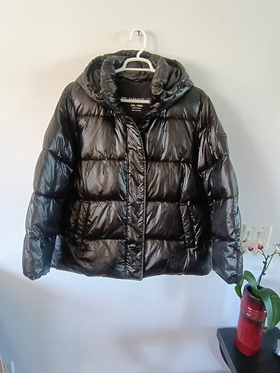 Vince Jackets & Blazers - Two by Vince Camuto 2XL Black Hooded Puffer Jacket Glossy Winter Coat